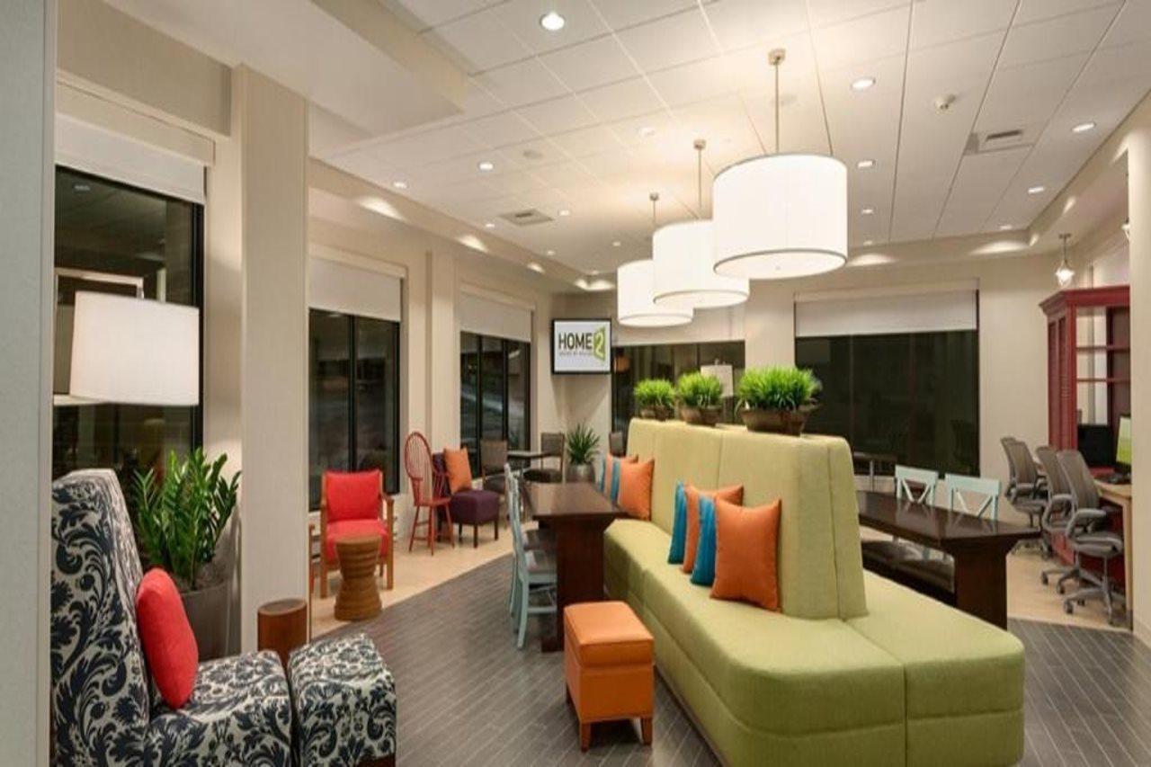 Hotel Home2 By Hilton Okc Midwest Tinker Afb 3*
