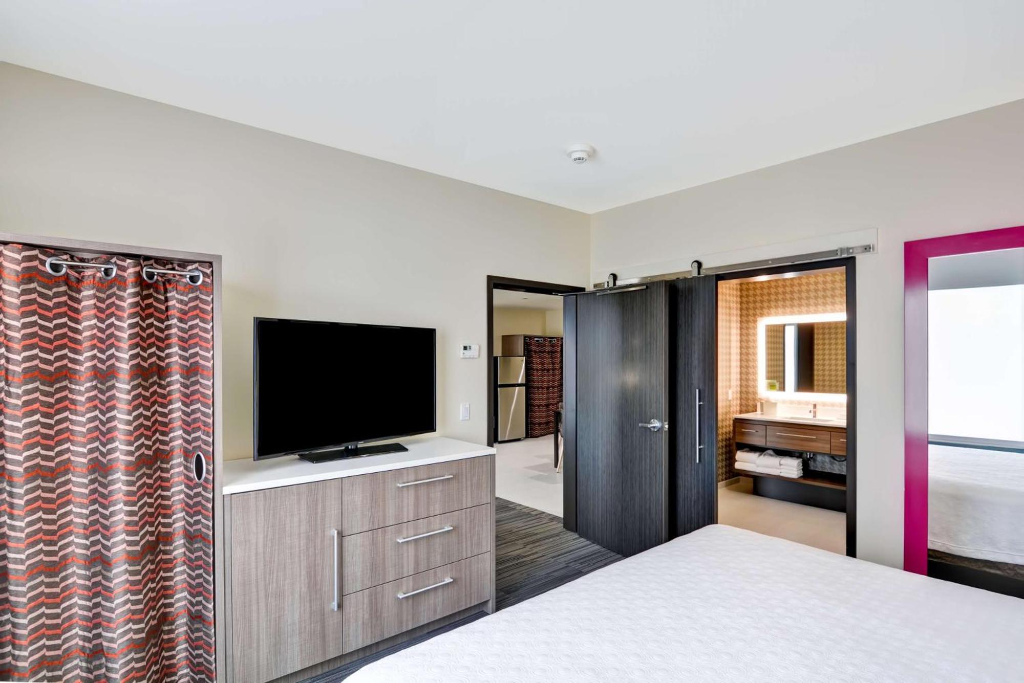 Hotel Home2 By Hilton Okc Midwest Tinker Afb 3*