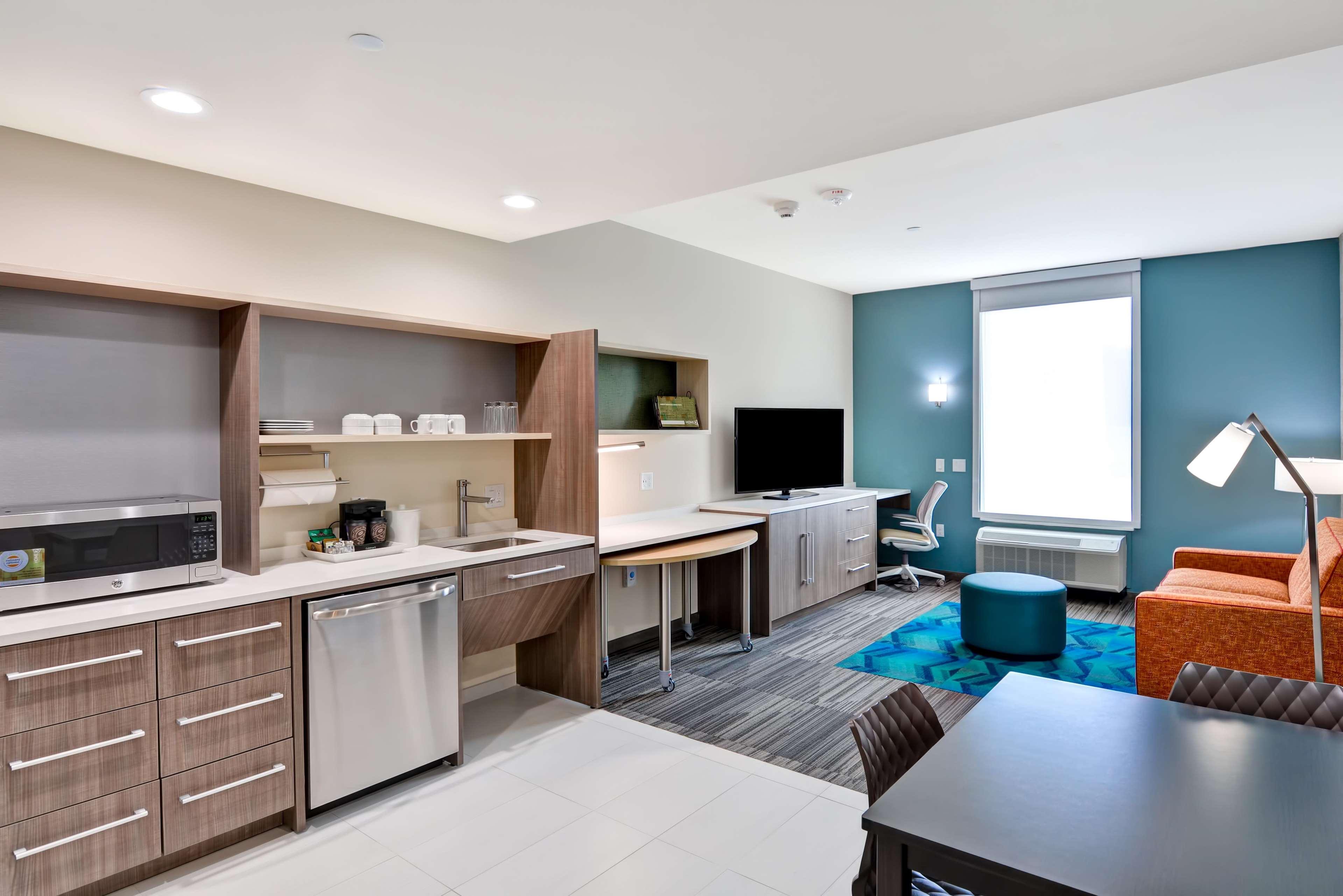 Hotel Home2 By Hilton Okc Midwest Tinker Afb